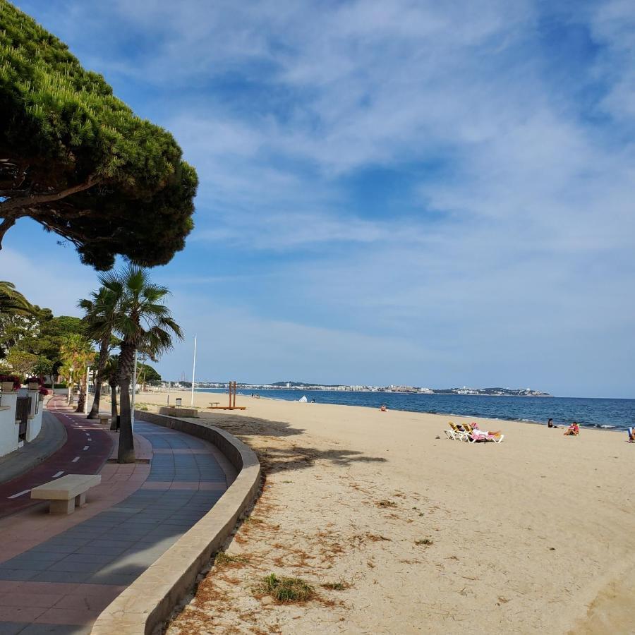 Apart Del Sol Apartment Cambrils Bagian luar foto